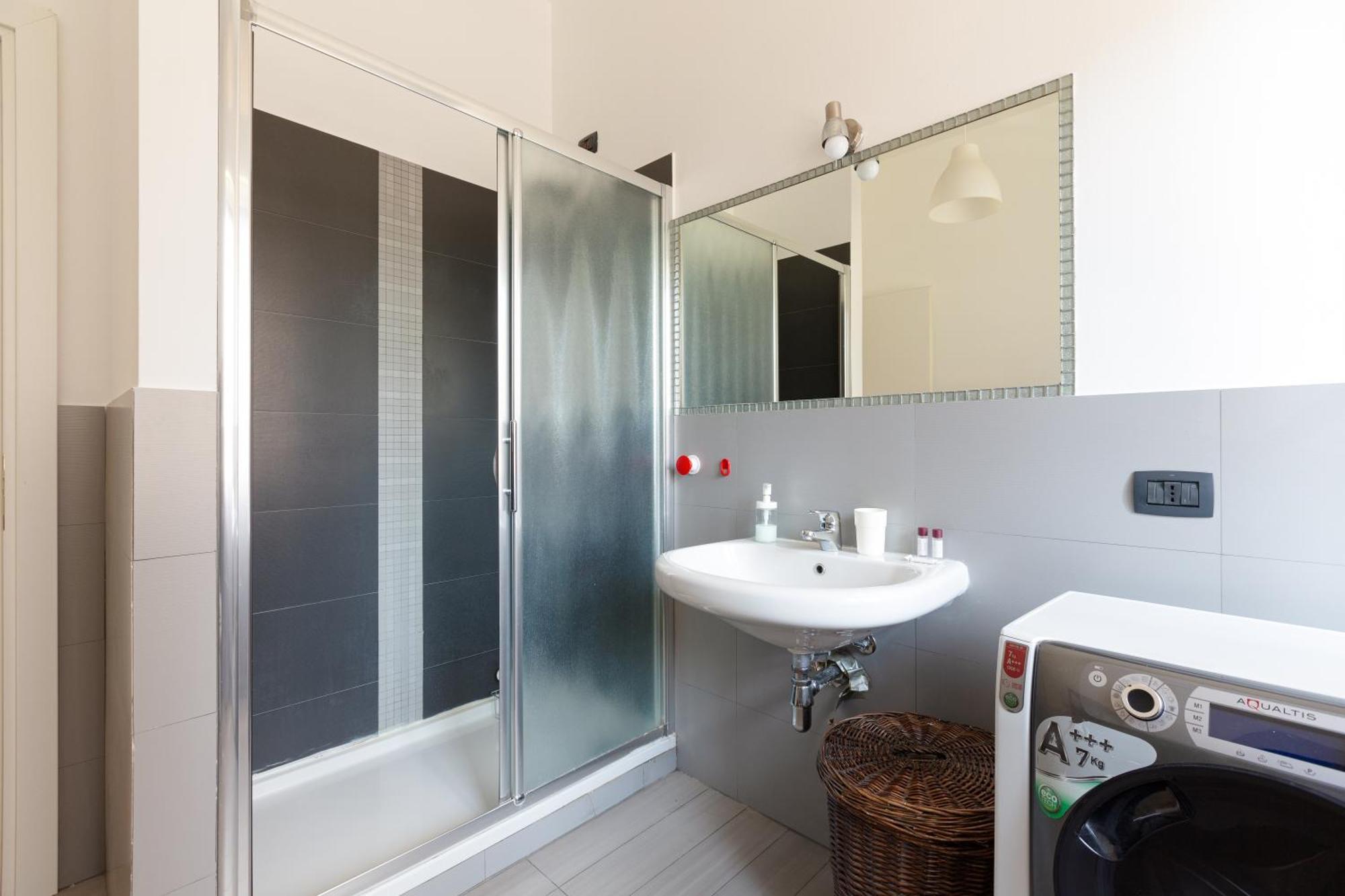 Ca' Granda M5 & Bicocca - Apartment With Parking Milan Luaran gambar